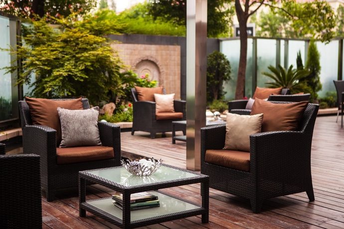 Imagen de los exteriores del Hotel Renaissance Shanghai Putuo. Foto 11