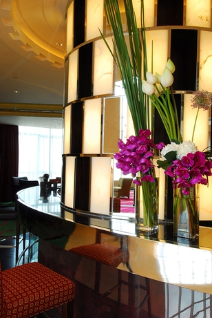 Imagen de los interiores del Hotel Renaissance Shanghai Yu Garden. Foto 13
