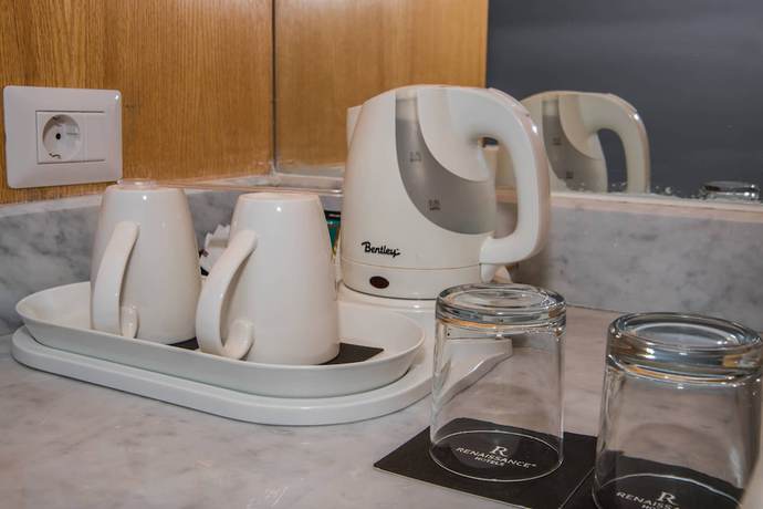 Imagen de la habitación del Hotel Renaissance Sharm El Sheikh Golden View Beach Resort. Foto 7