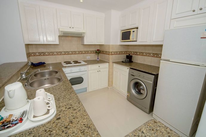 Imagen de la habitación del Hotel Renaissance Sharm El Sheikh Golden View Beach Resort. Foto 10