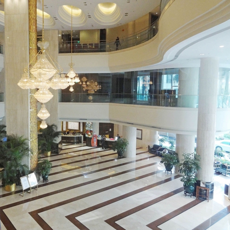 Imagen de los interiores del Hotel Renaissance Shenzhen Luohu. Foto 6