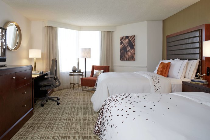 Imagen de la habitación del Hotel Renaissance St. Louis Airport. Foto 6