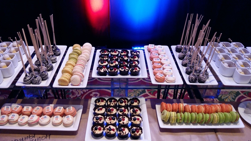 Imagen del bar/restaurante del Hotel Renaissance St. Petersburg Baltic. Foto 6