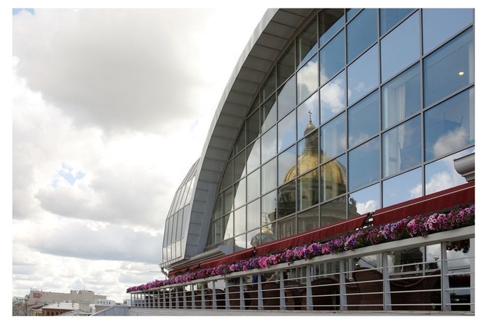 Imagen de los exteriores del Hotel Renaissance St. Petersburg Baltic. Foto 9