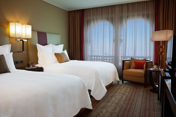 Imagen de la habitación del Hotel Renaissance Tlemcen. Foto 5