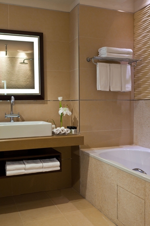 Imagen de la habitación del Hotel Renaissance Tlemcen. Foto 7