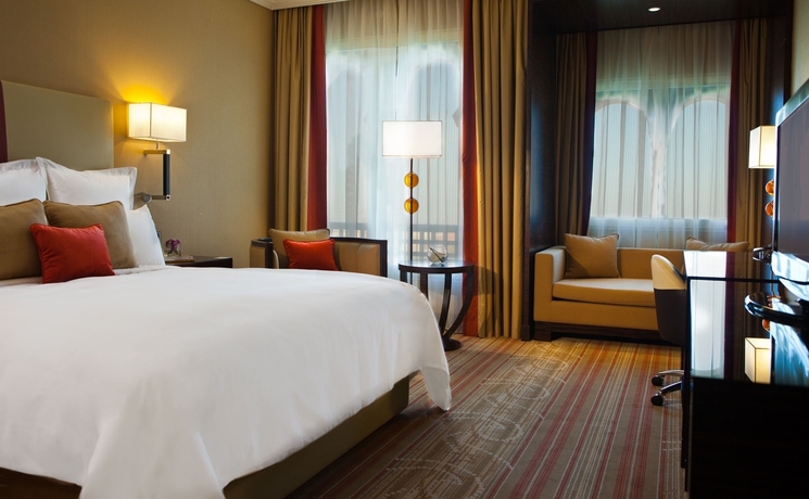 Imagen de la habitación del Hotel Renaissance Tlemcen. Foto 9