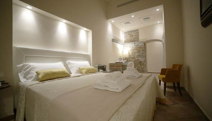 Imagen de la habitación del Hotel Renaissance, Uffizi. Foto 11