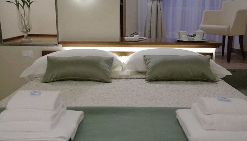 Imagen de la habitación del Hotel Renaissance, Uffizi. Foto 18