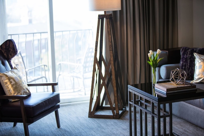 Imagen de la habitación del Hotel Renaissance Waterford Oklahoma City. Foto 5