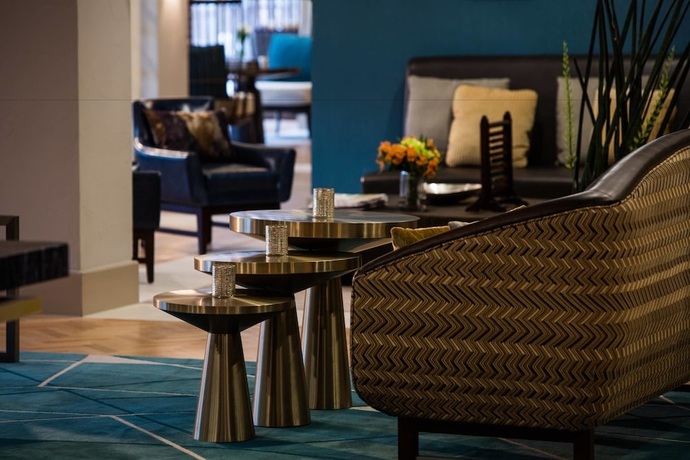 Imagen de los interiores del Hotel Renaissance Waterford Oklahoma City. Foto 15