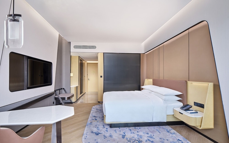 Imagen de la habitación del Hotel Renaissance Zhuhai. Foto 7