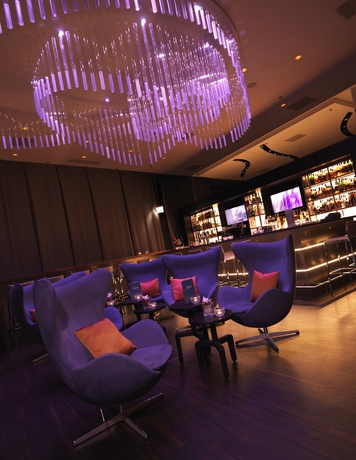 Imagen del bar/restaurante del Hotel Renaissance Zürich Tower. Foto 4