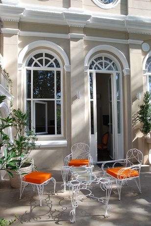 Imagen de los exteriores del Hotel Rendez-vous Buenos Aires. Foto 12