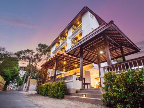 Imagen de la habitación del Hotel Rendezvous Classic House. Foto 2