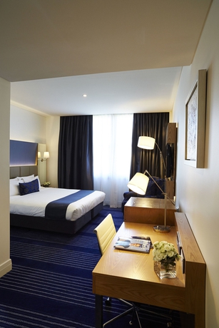 Imagen de la habitación del Hotel Rendezvous Melbourne. Foto 4