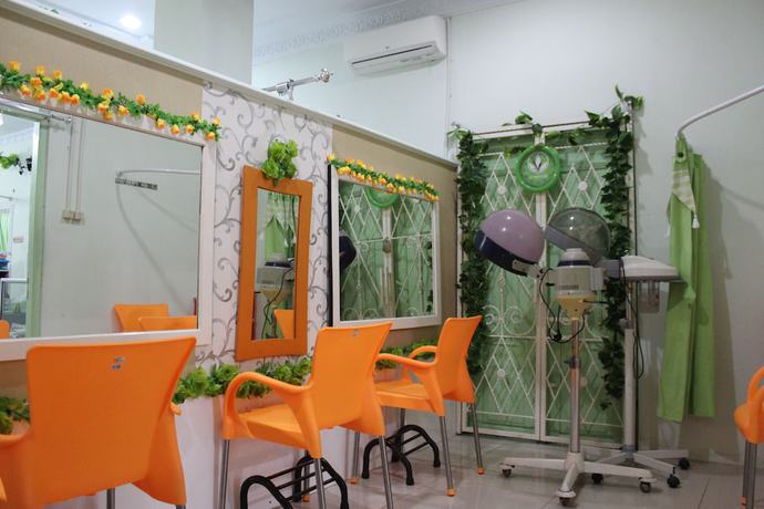 Imagen de los interiores del Hotel Rene, Kota Yogyakarta. Foto 16