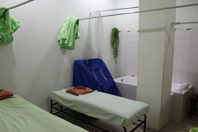 Imagen de la piscina del Hotel Rene, Kota Yogyakarta. Foto 20