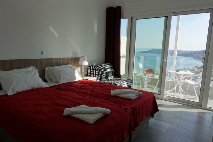 Imagen de la habitación del Hotel Rene, Megali Ammos. Foto 7