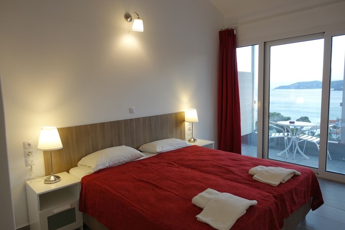 Imagen de la habitación del Hotel Rene, Megali Ammos. Foto 10