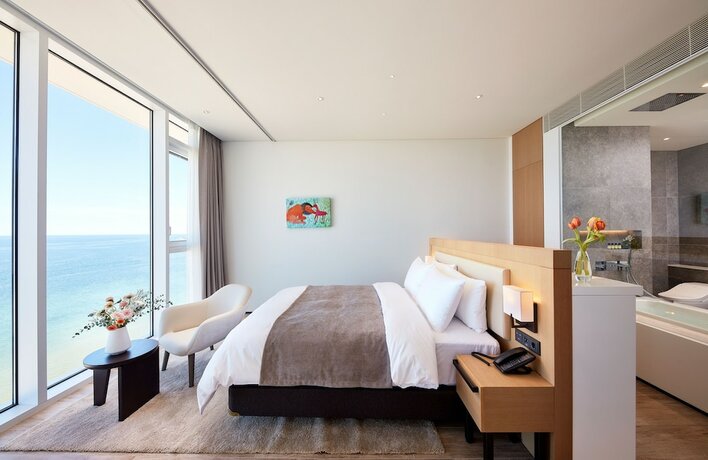 Imagen de la habitación del Hotel Renebleu by Walkerhill. Foto 14