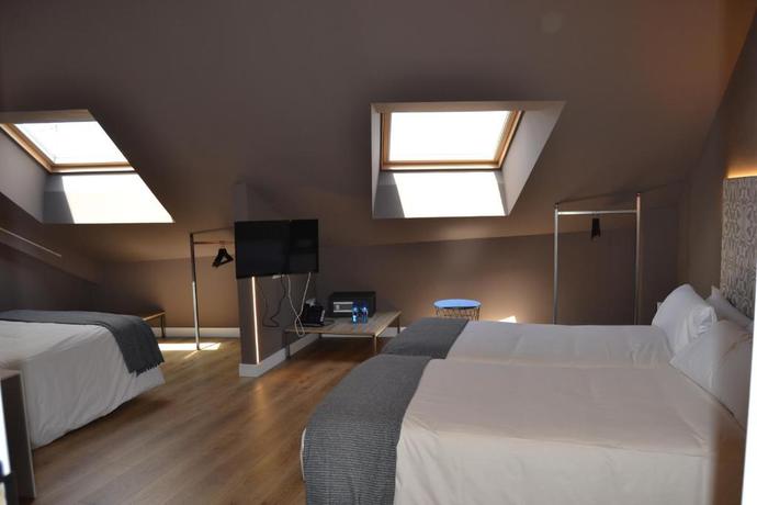 Imagen de la habitación del Hotel Rener Los Campones. Foto 7