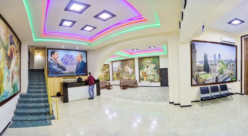 Imagen de los interiores del Hotel Renessans Baku. Foto 19