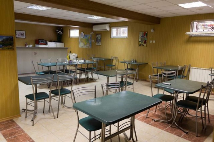 Imagen del bar/restaurante del Hotel Renessans. Foto 5