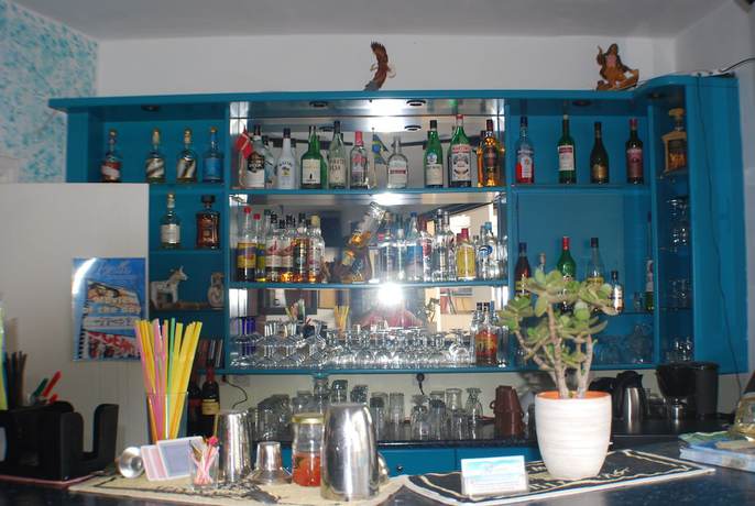 Imagen de los interiores del Hotel Renia Studios. Foto 20