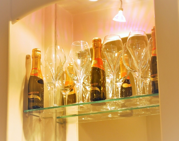 Imagen del bar/restaurante del Hotel Rennie Mackintosh Station. Foto 8