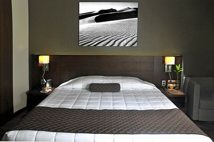 Imagen general del Hotel Rennova. Foto 9