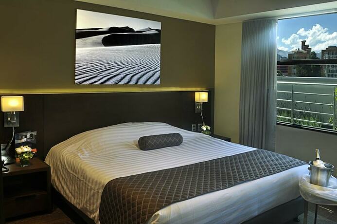 Imagen de la habitación del Hotel Rennova. Foto 27