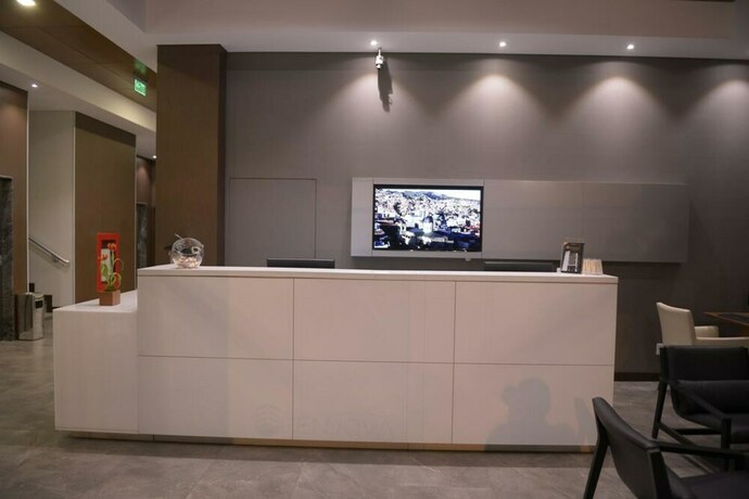 Imagen de los interiores del Hotel Rennova. Foto 28