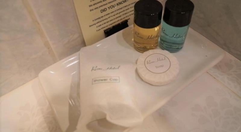 Imagen de la habitación del Hotel Reno, Bangkok. Foto 7