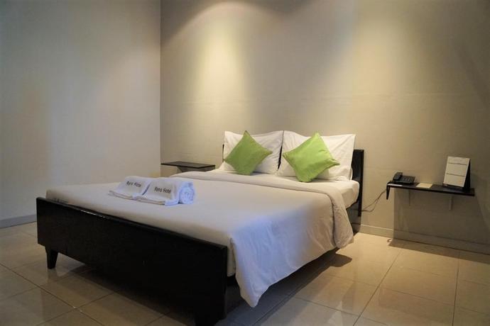 Imagen de la habitación del Hotel Reno, Bangkok. Foto 14