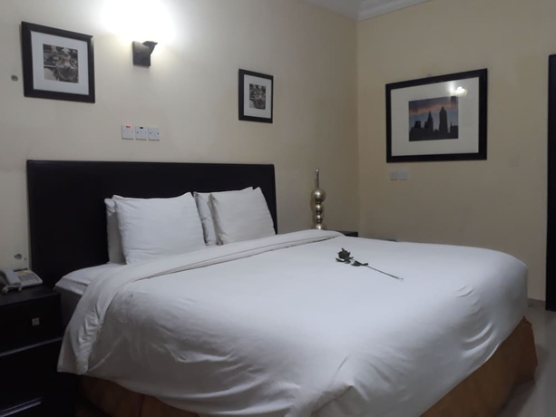 Imagen de la habitación del Hotel Reno. Foto 5