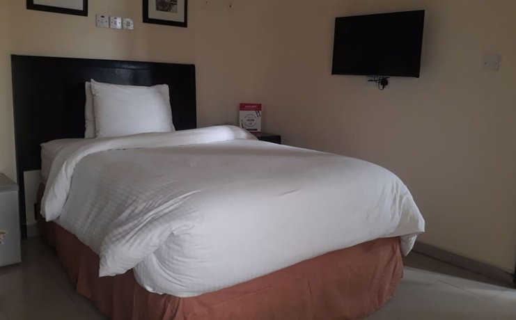 Imagen de la habitación del Hotel Reno. Foto 10