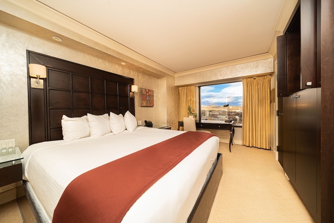 Imagen de la habitación del Hotel Reno Suites. Foto 5