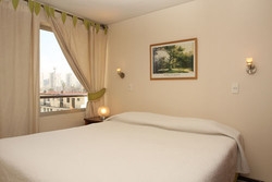 Imagen de la habitación del Hotel Rent a Home Parque Bustamante. Foto 3