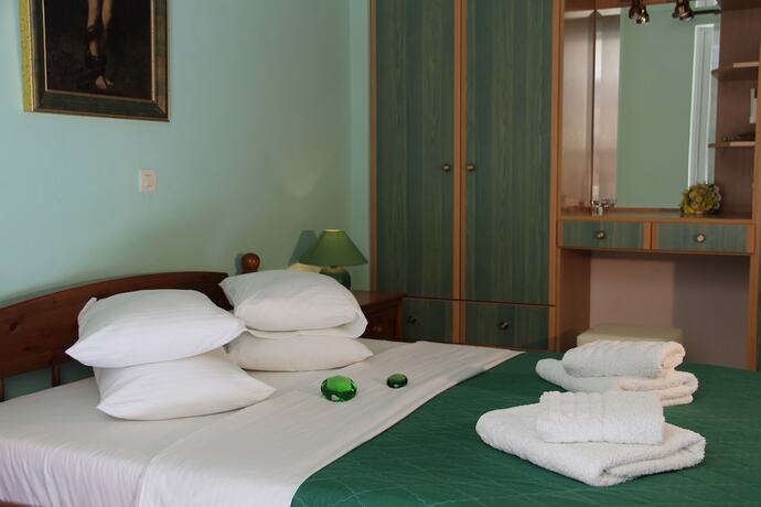 Imagen de la habitación del Hotel Rentaki Villas. Foto 15