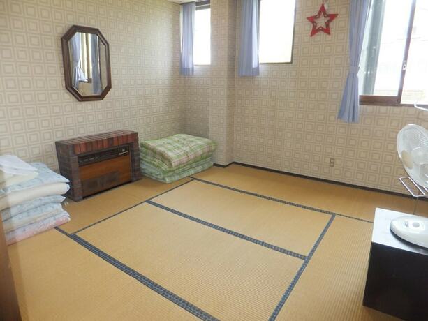Imagen general del Hotel Rental Lodge White Rabbit Madarao Kogen Cottage Rabbit. Foto 3