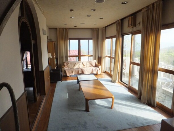 Imagen general del Hotel Rental Lodge White Rabbit Madarao Kogen Cottage Rabbit. Foto 8