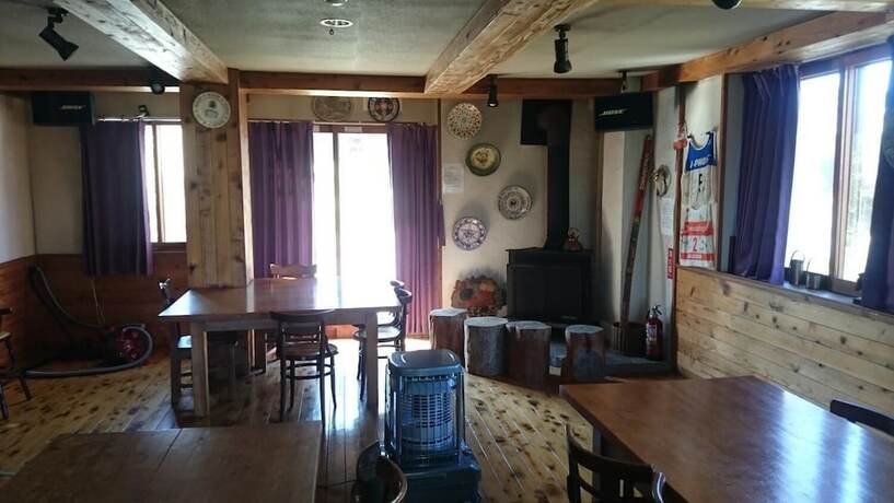 Imagen general del Hotel Rental Lodge White Rabbit Madarao Kogen Cottage Rabbit. Foto 10