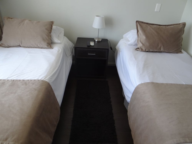 Imagen de la habitación del Hotel Rentasuite. Foto 5
