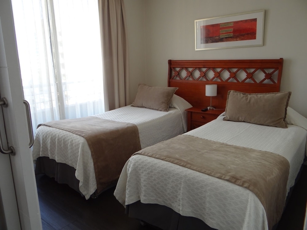 Imagen de la habitación del Hotel Rentasuite. Foto 6