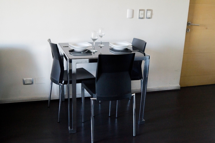 Imagen de la habitación del Hotel Rentasuite. Foto 9