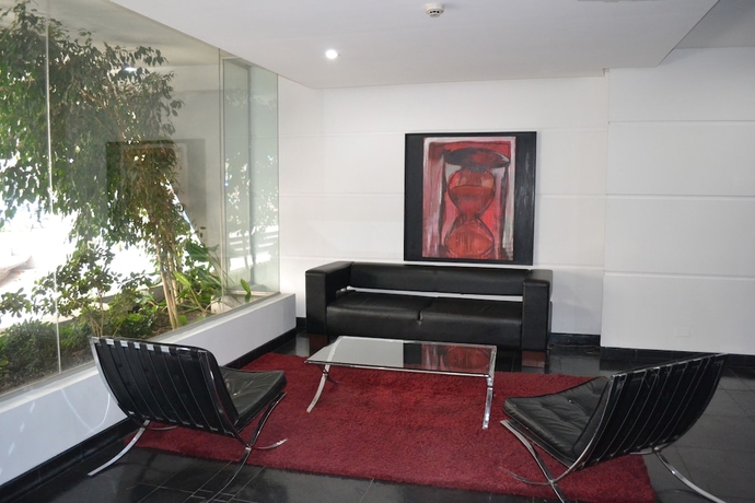 Imagen de los interiores del Hotel Rentasuite. Foto 19