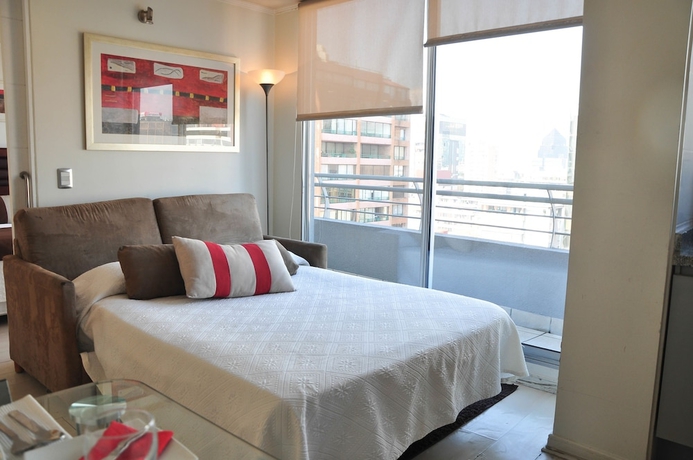 Imagen de la habitación del Hotel Rentasuite. Foto 12