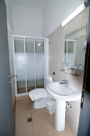 Imagen de la habitación del Hotel Rentrooms Thessaloniki. Foto 11