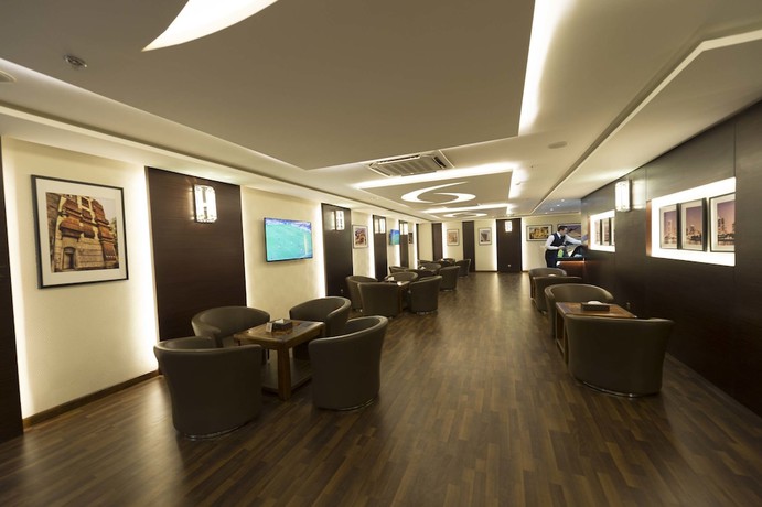 Imagen de los interiores del Hotel Renz Hotel. Foto 19